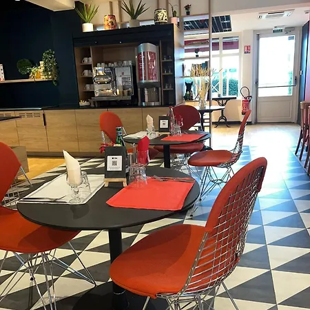 Ibis Strasbourg Sud La Vigie מלון