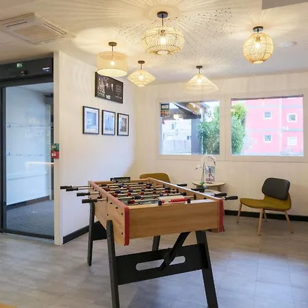 ホテル Ibis Strasbourg Sud La Vigie オストヴァルト