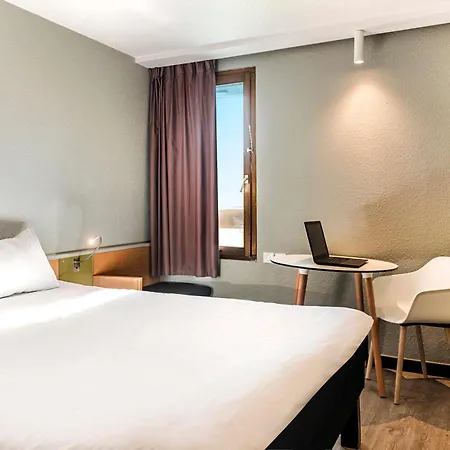מלון Ibis Strasbourg Sud La Vigie אוסטוולד